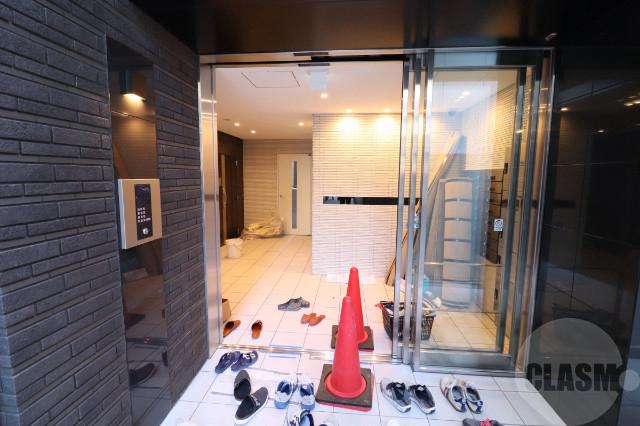 22/30 エントランス