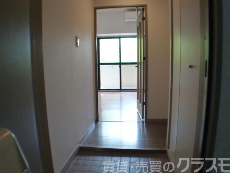 17/30 玄関