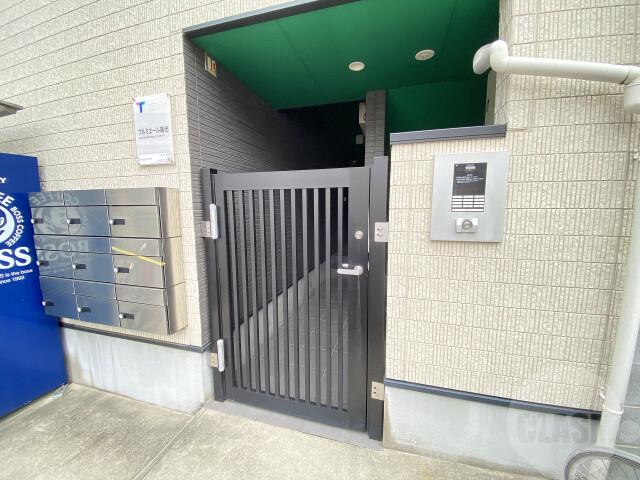 14/21 エントランス