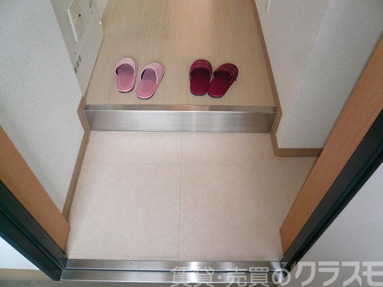 13/30 玄関