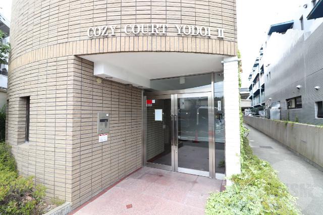 15/23 エントランス