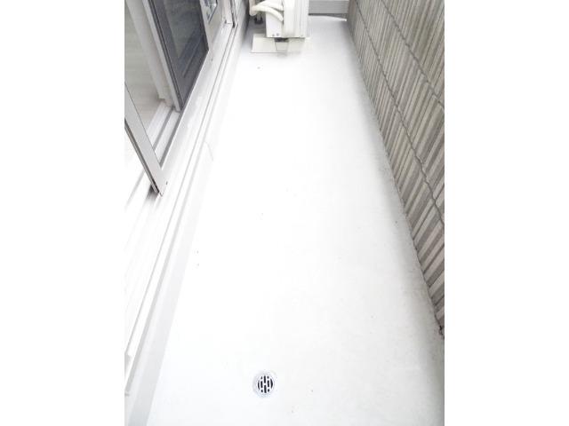 18/28 バルコニー