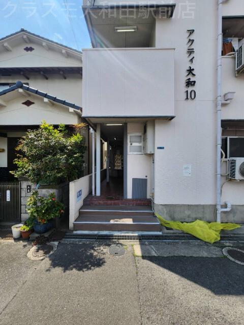 21/25 エントランス