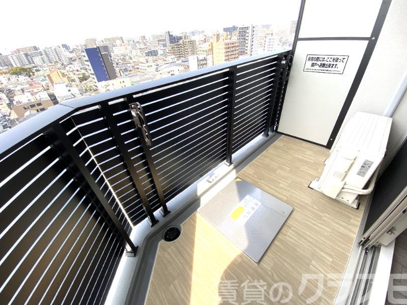 16/28 バルコニー