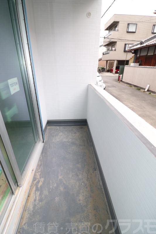 13/18 バルコニー