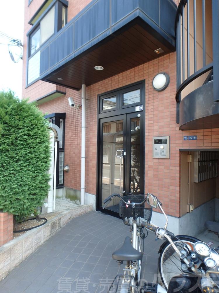 2/11 エントランス