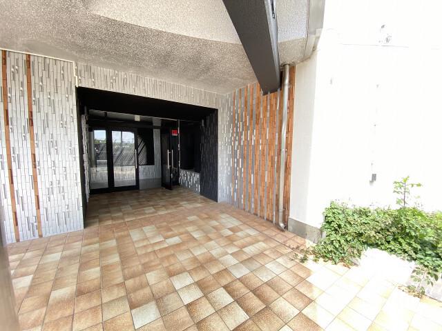 15/24 エントランス