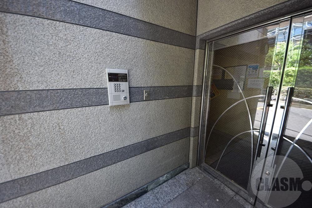 13/21 エントランス