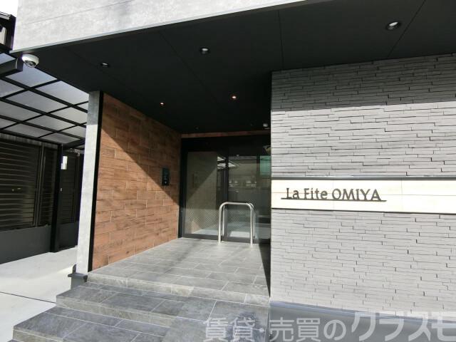 17/30 エントランス