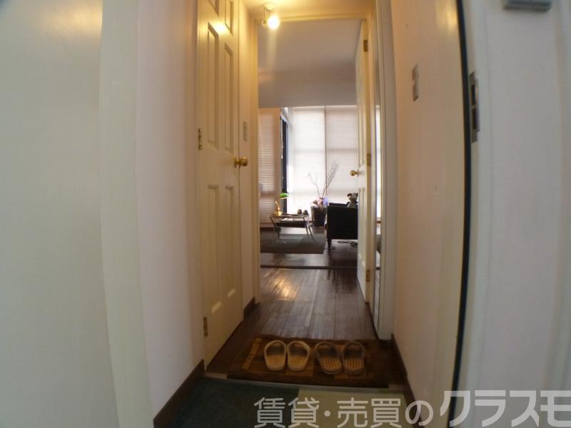 16/30 玄関