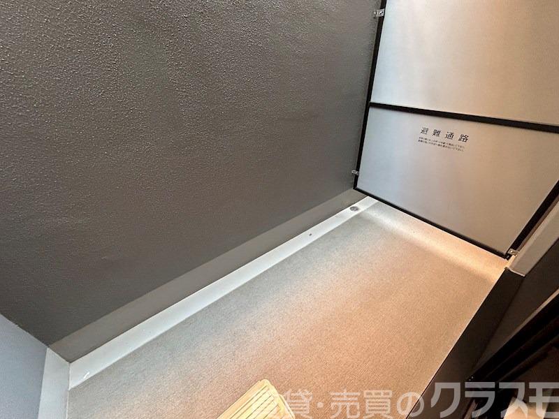 23/30 バルコニー