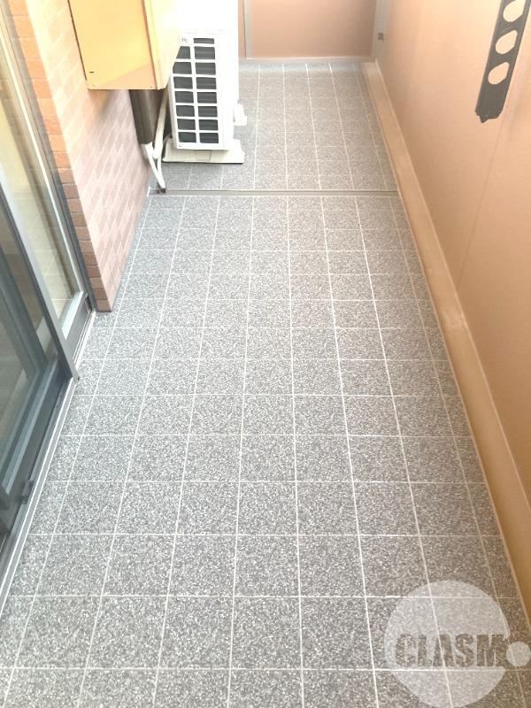 17/26 バルコニー