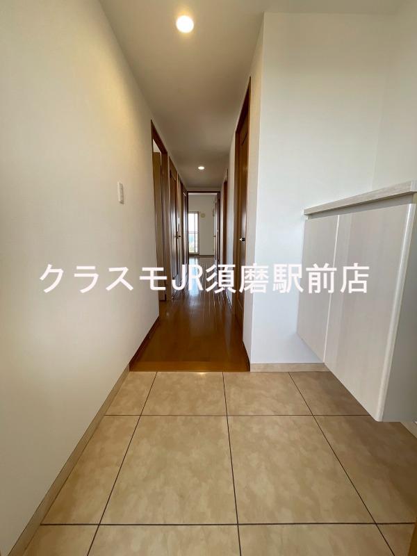 19/30 玄関