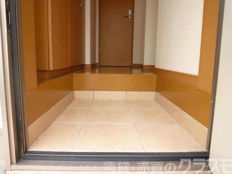 17/30 玄関