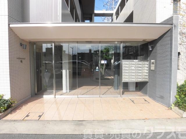 29/30 エントランス