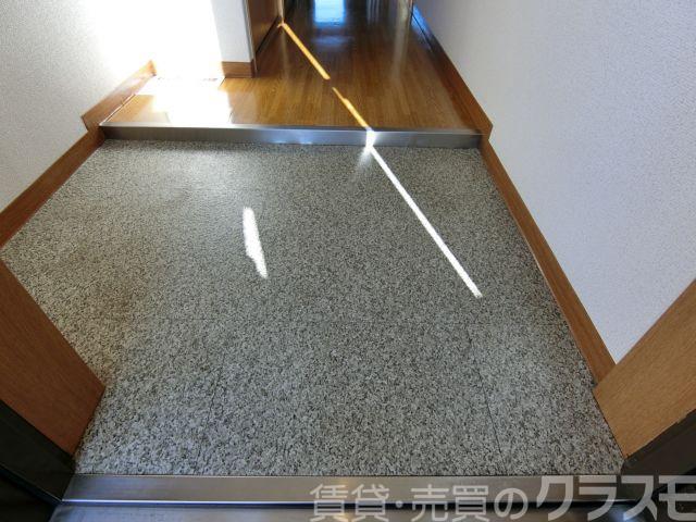 15/30 玄関
