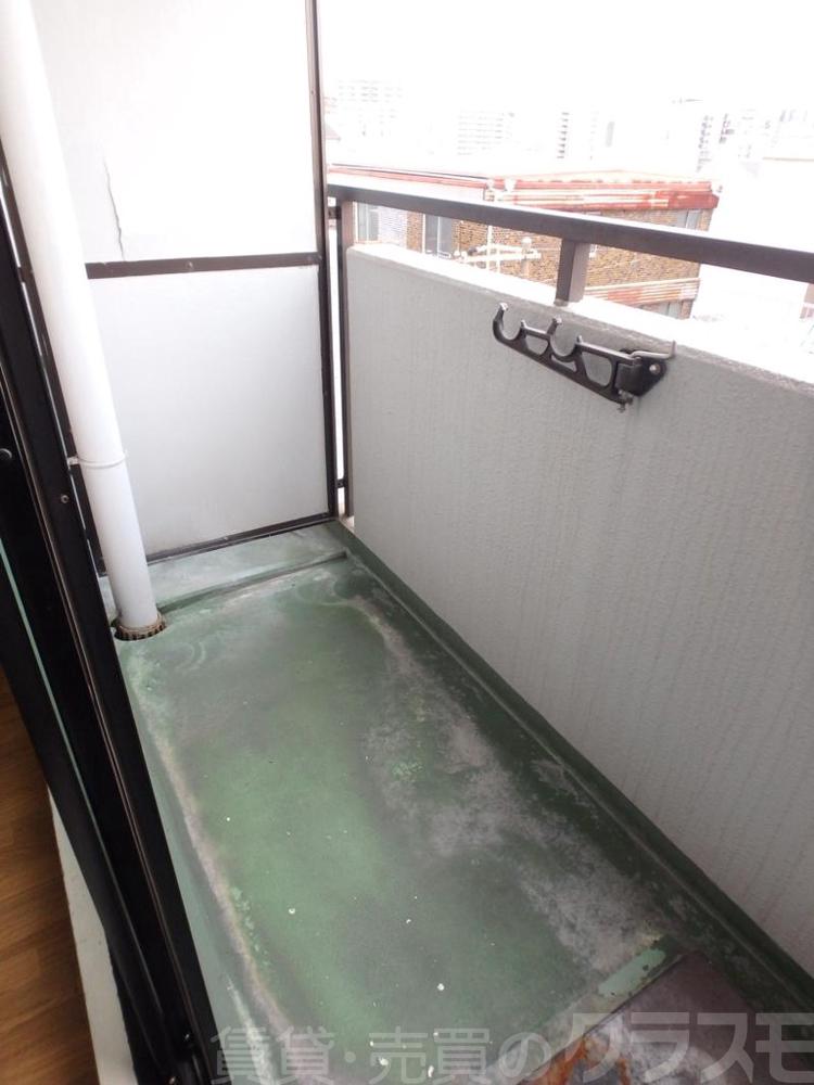 14/27 バルコニー