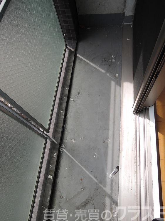 25/30 バルコニー