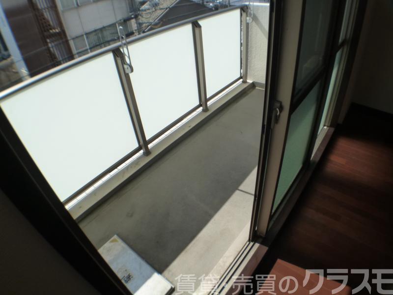 25/30 バルコニー