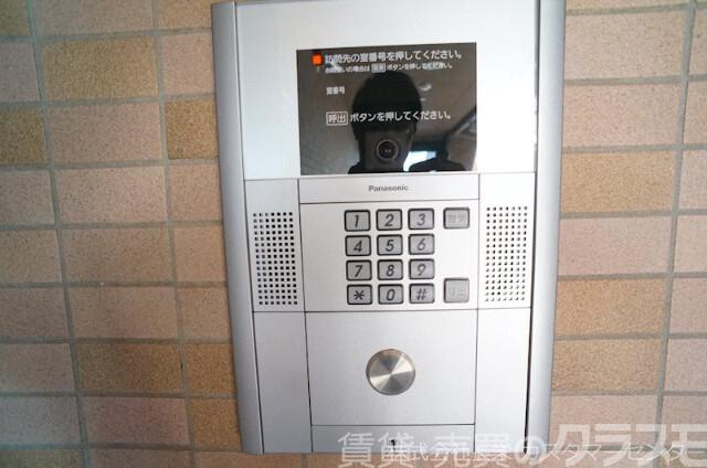 29/30 エントランス