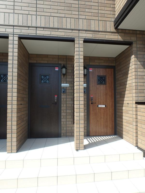 26/30 エントランス