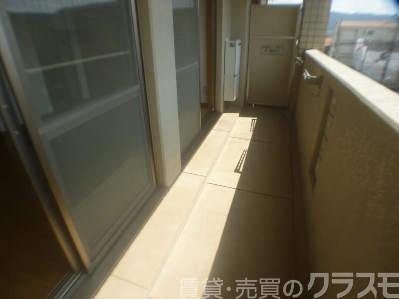 23/30 バルコニー