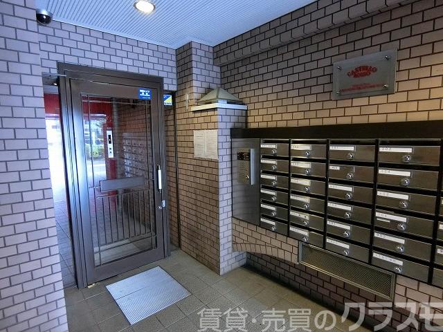 2/3 エントランス