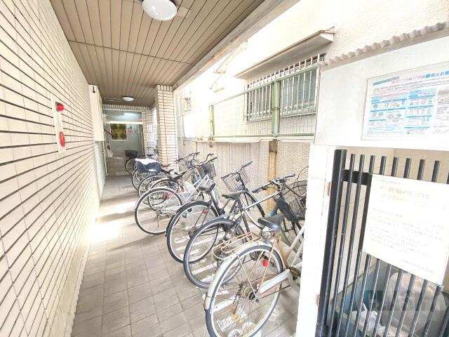 14/26 エントランス