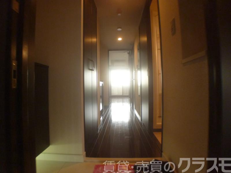14/30 玄関