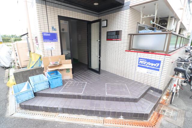 22/29 エントランス