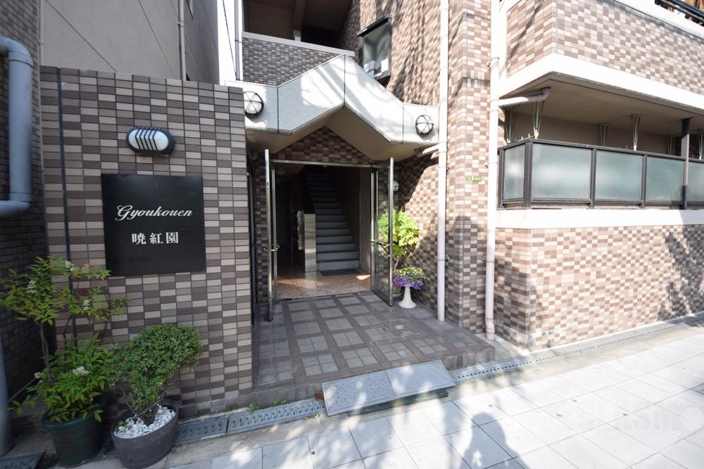 2/11 エントランス