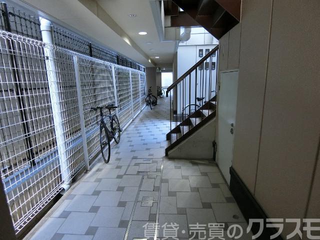 29/30 エントランス