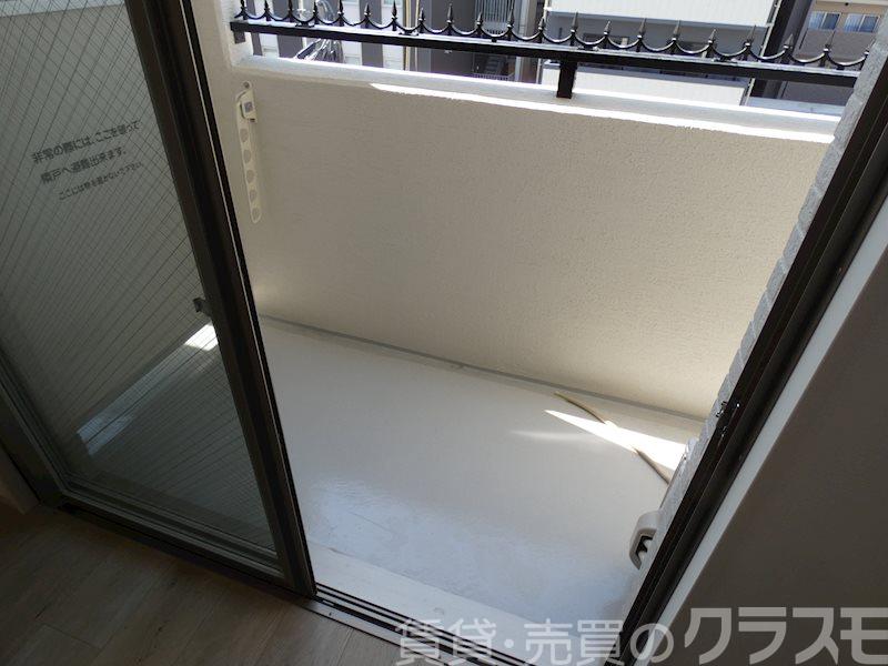 23/30 バルコニー