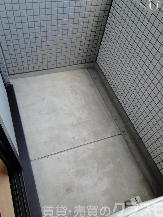 26/30 バルコニー