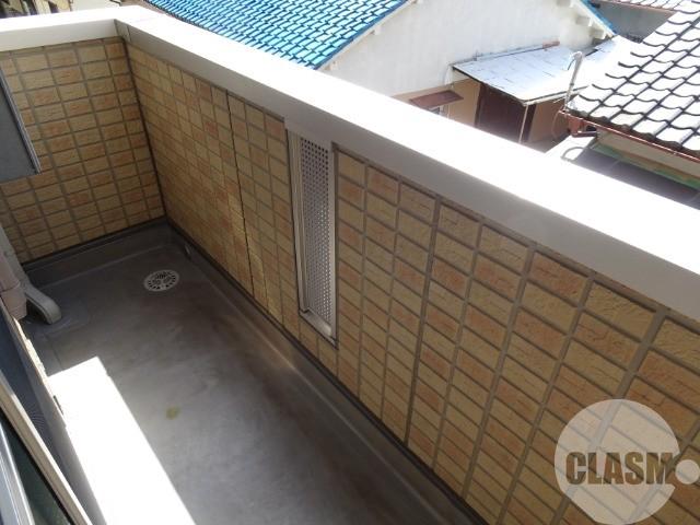 16/27 バルコニー