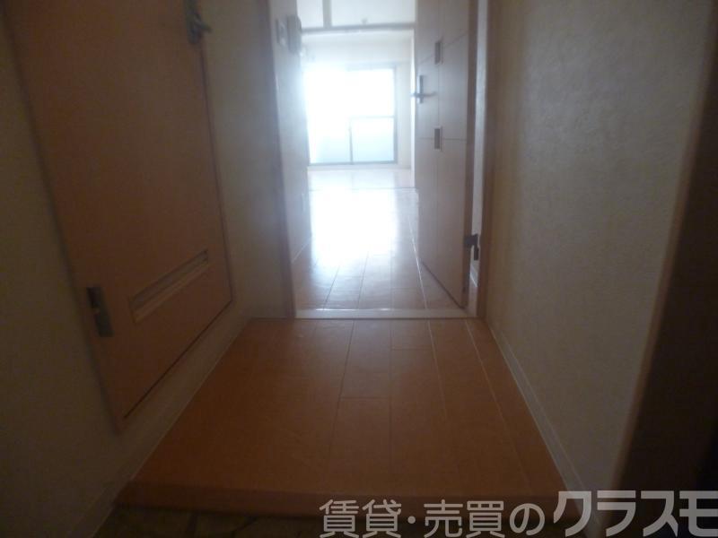 16/30 玄関