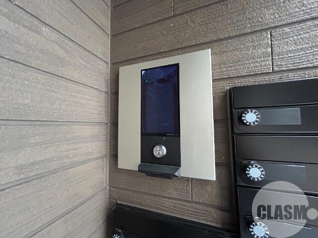 18/24 エントランス