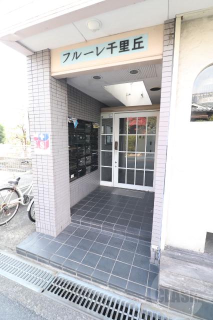 22/30 エントランス