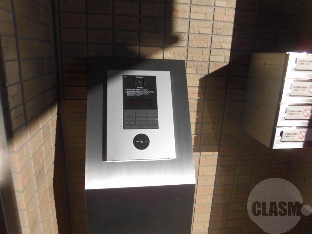 19/25 エントランス