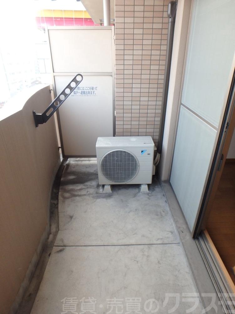 14/28 バルコニー