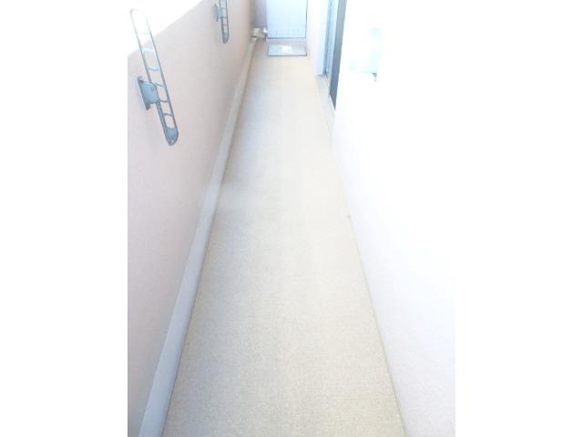 17/28 バルコニー