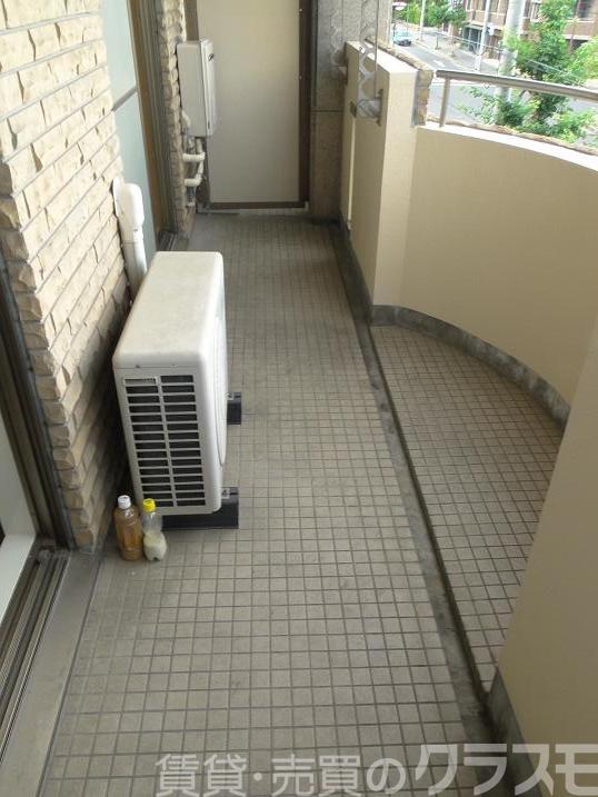 26/30 バルコニー