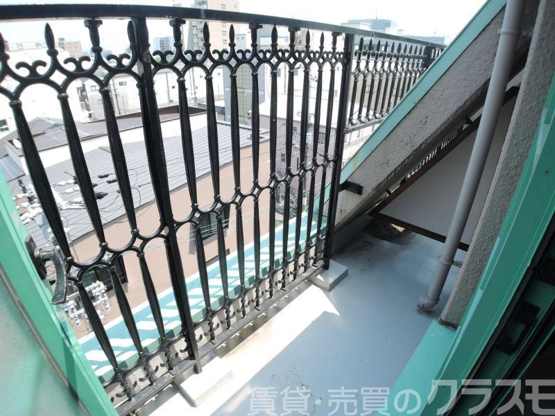 26/30 バルコニー