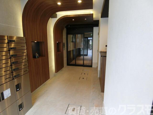 2/3 エントランス