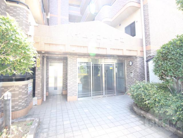 17/29 エントランス