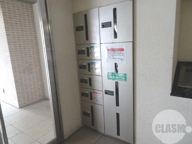 19/25 エントランス