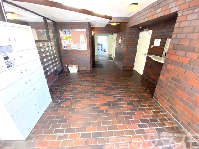 2/8 エントランス