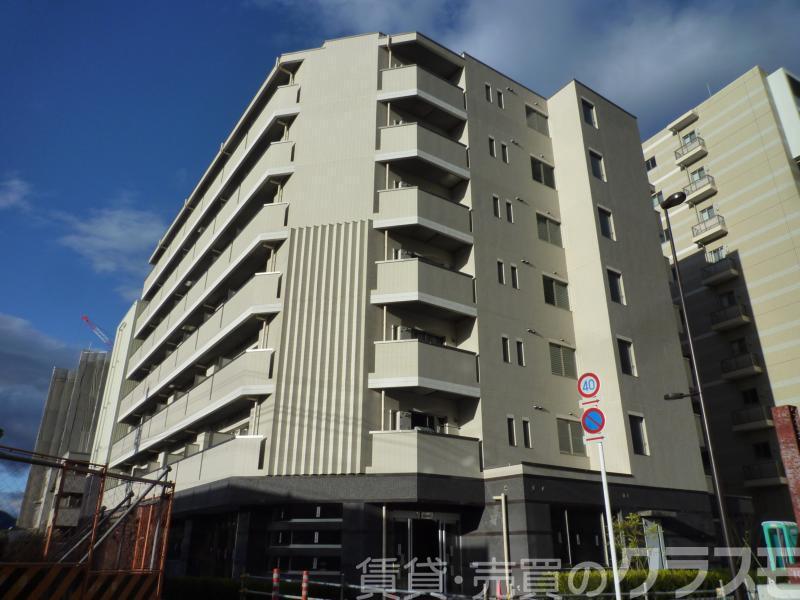 30/30 エントランス