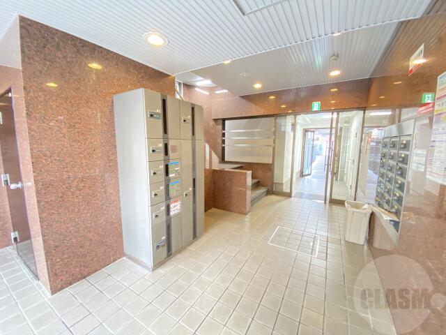 22/30 エントランス