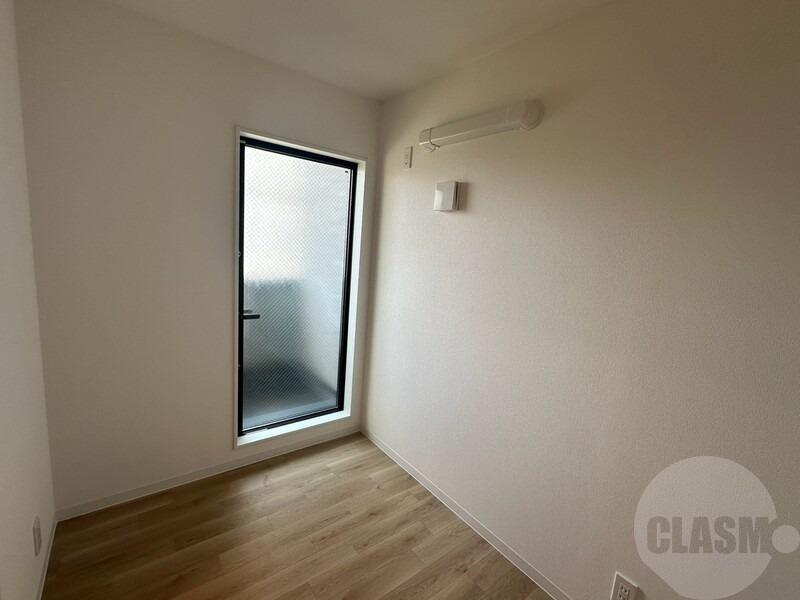 13/18 バルコニー